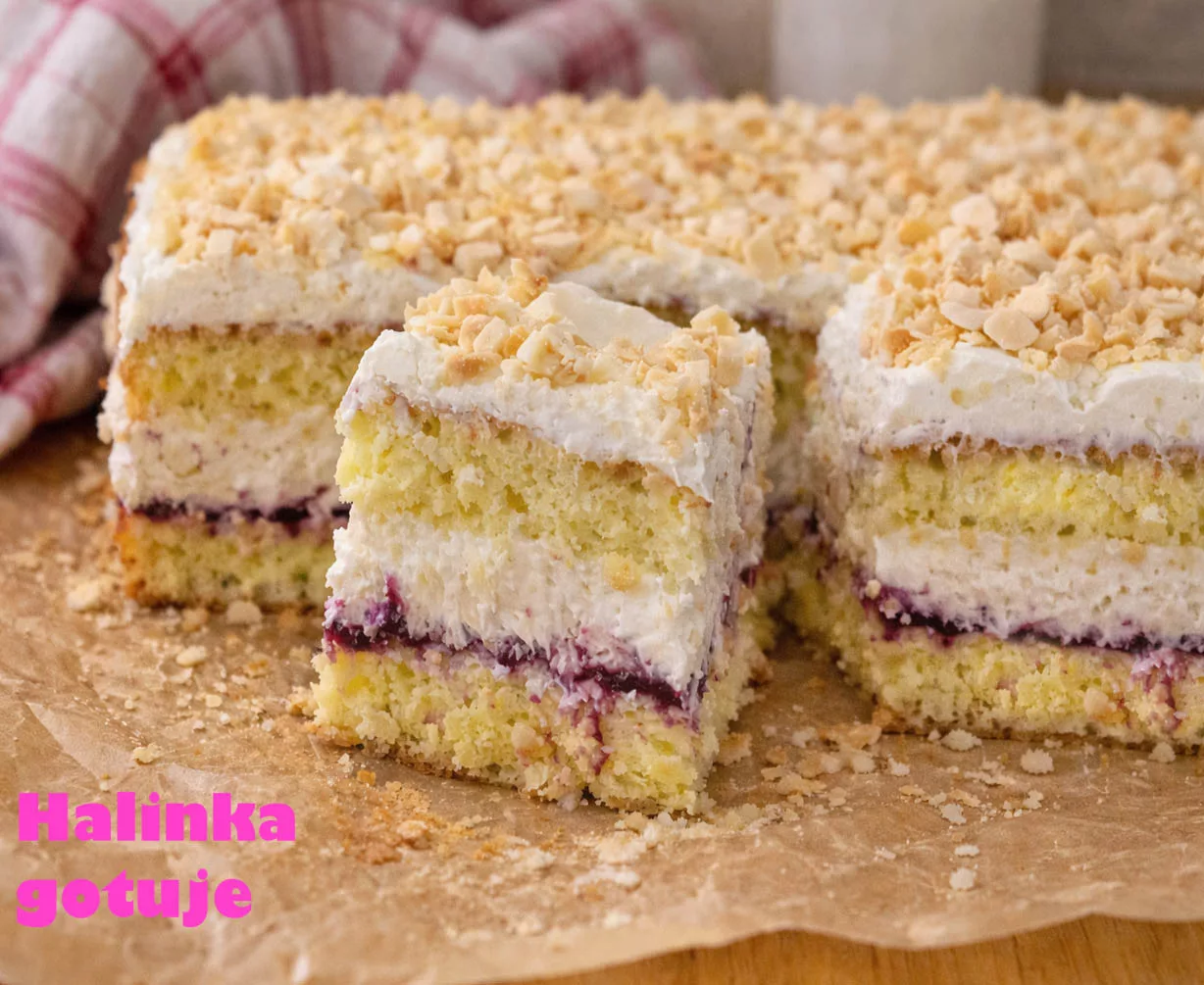 Porzeczkowy Przekładaniec - proste ciasto z kremem na niedzielę