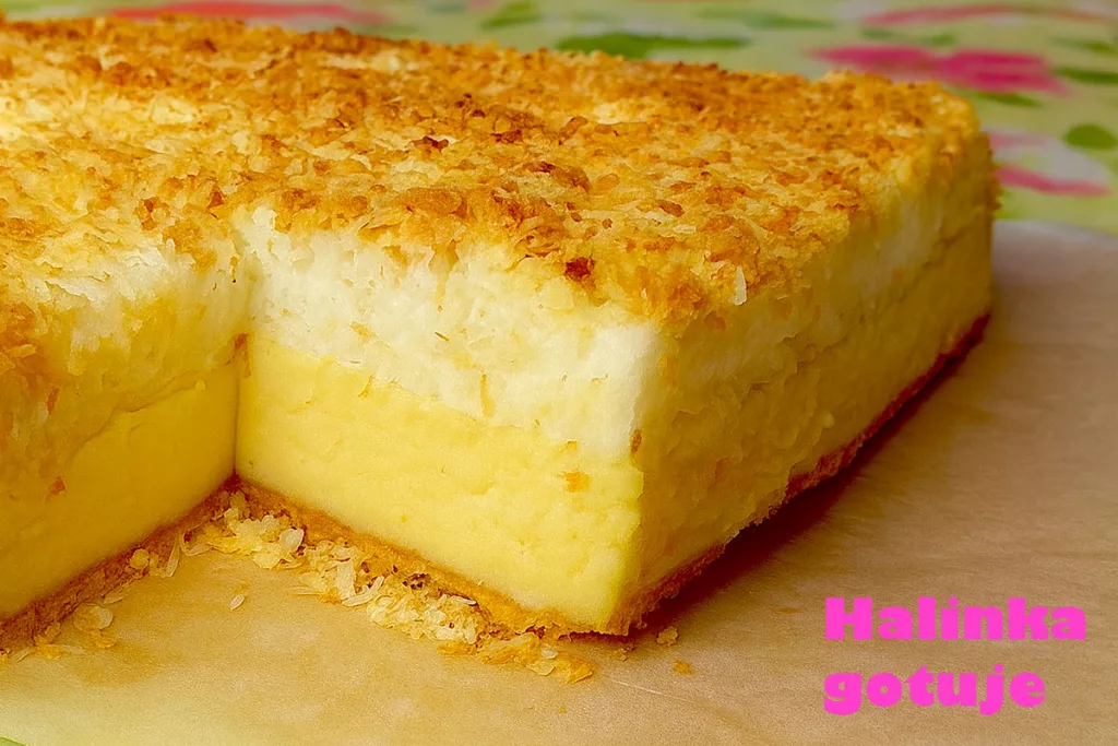 Sernik z bezą kokosową – delikatny, wysoki i bardzo smaczny