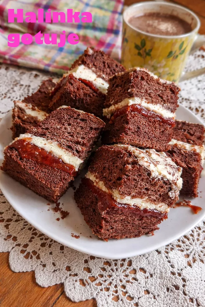 Murzynek z kremem śmietankowym