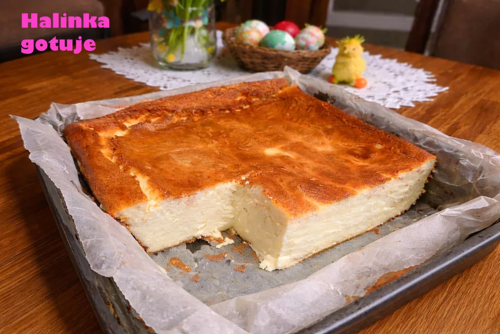 Sernik wielkanocny – puszysty, wysoki i bardzo domowy